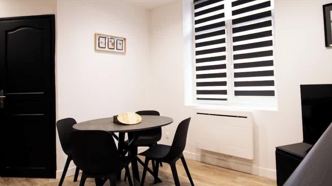 Photo of Others in Lens