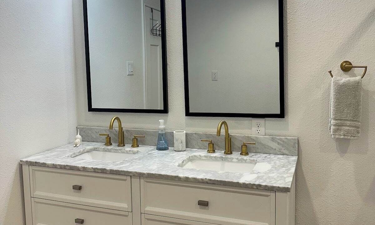 Photo of Bathroom in Tool