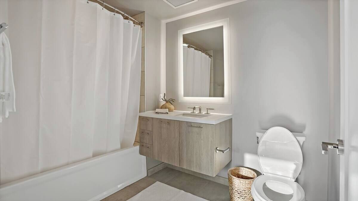 Photo of Bathroom in Shaw