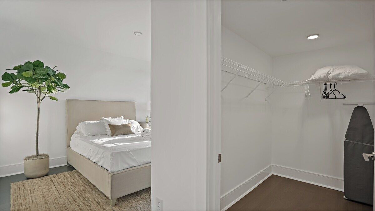 Photo of Bedroom in Shaw