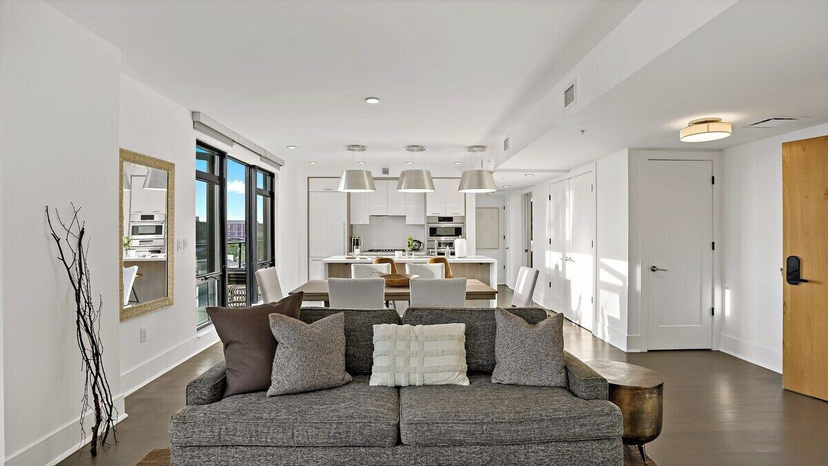 Photo of Livingroom in Shaw