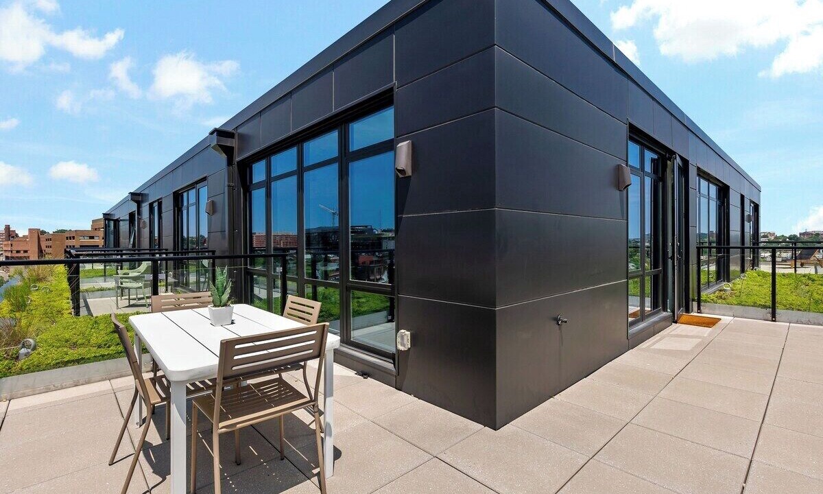 Photo of Outdoor in Shaw