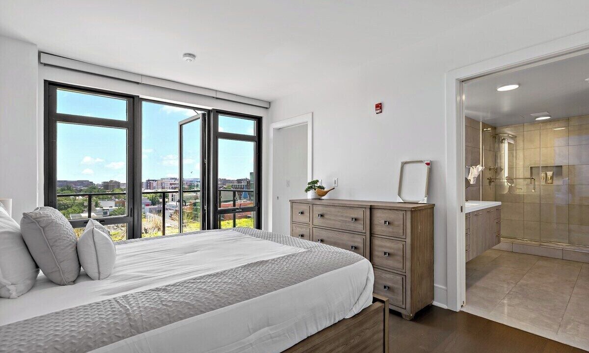 Photo of Bedroom in Shaw