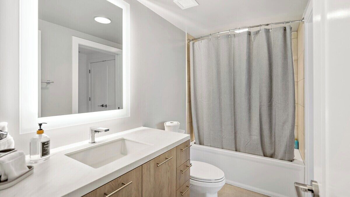 Photo of Bathroom in Shaw
