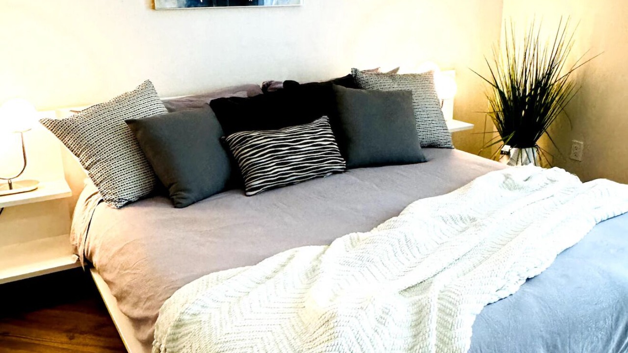 Photo of Bedroom in Rolling Hills Estates