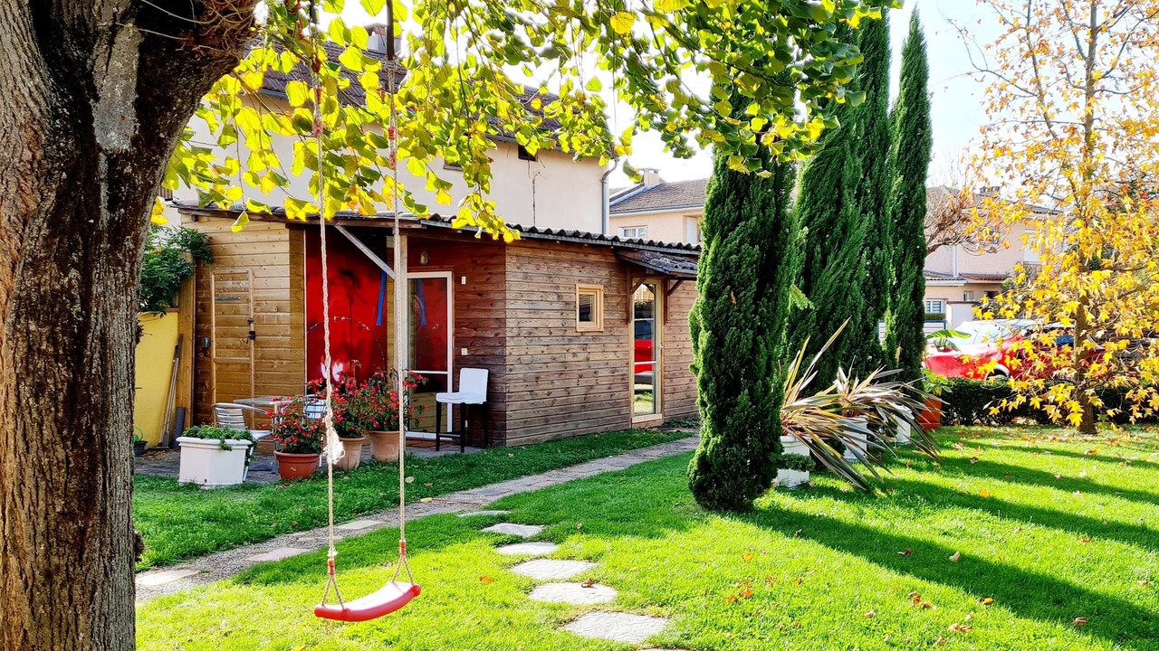 Photo of Outdoor in Casselardit