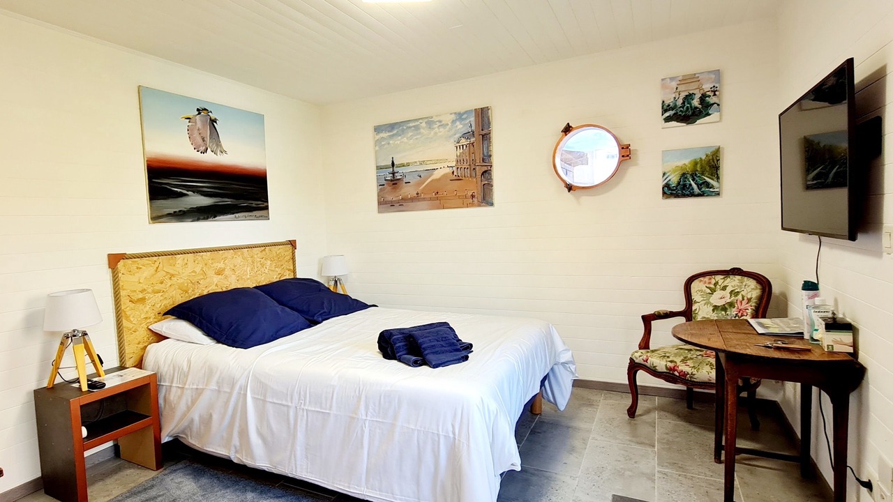 Photo of Bedroom in Casselardit