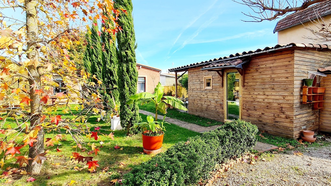 Photo of Outdoor in Casselardit