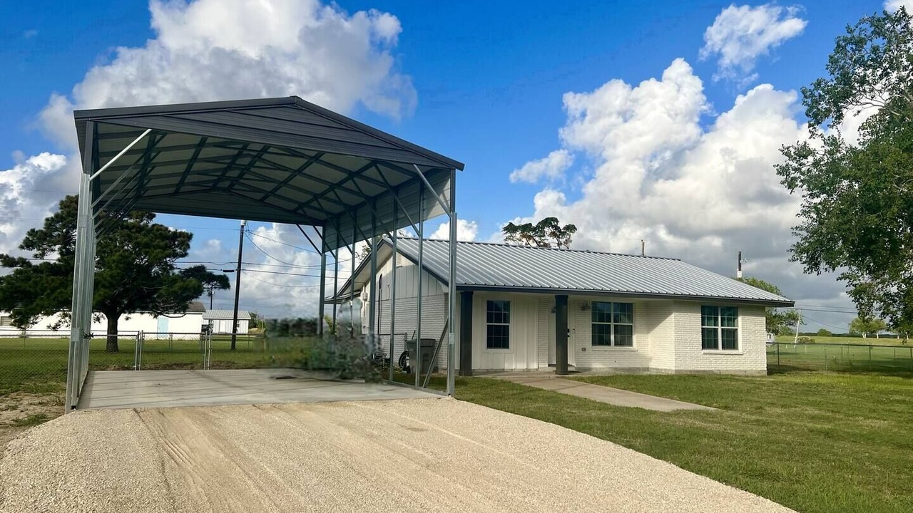 Photo of Outdoor in Long Mott