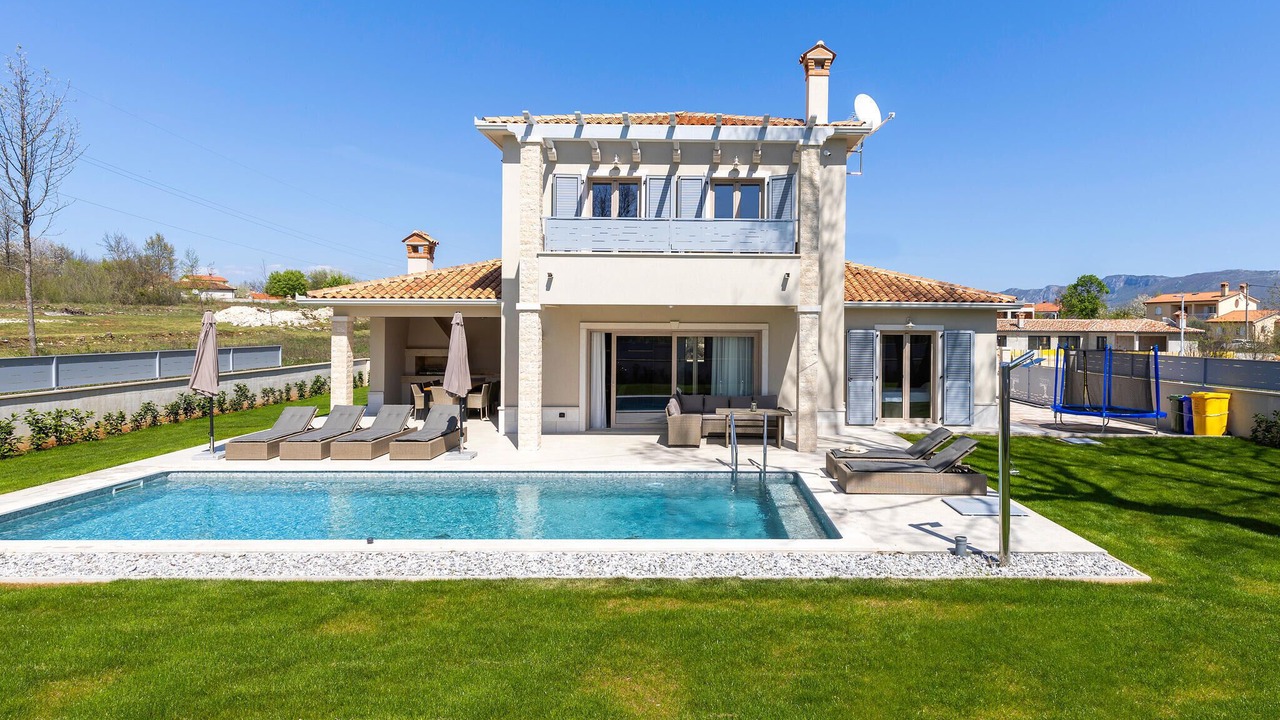 Photo of Outdoor in Nedescina