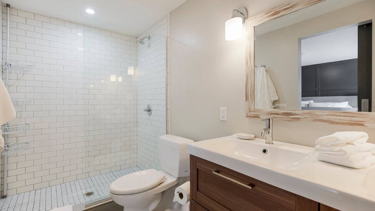 Photo of Bathroom in Prairie Village