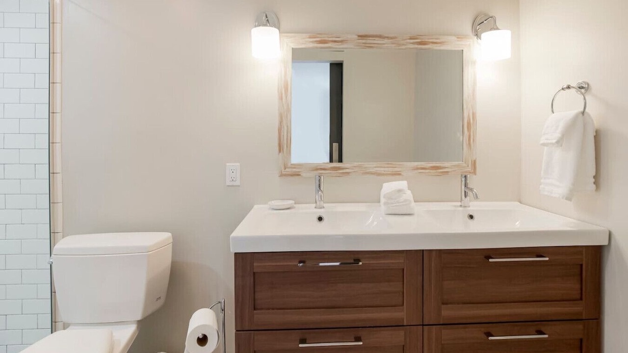 Photo of Bathroom in Prairie Village