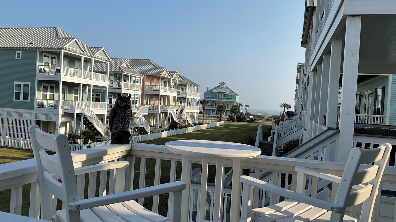 Photo of Patio Balcony in Beachside Village