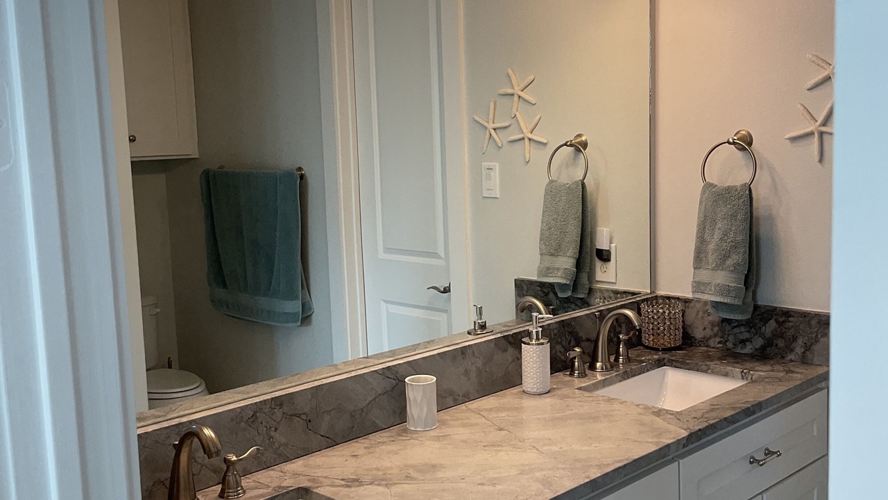 Photo of Bathroom in Beachside Village