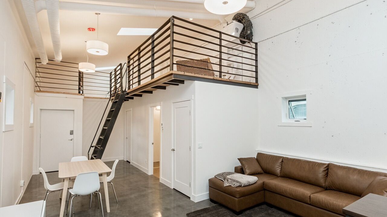 Photo of Livingroom in Bridgeland