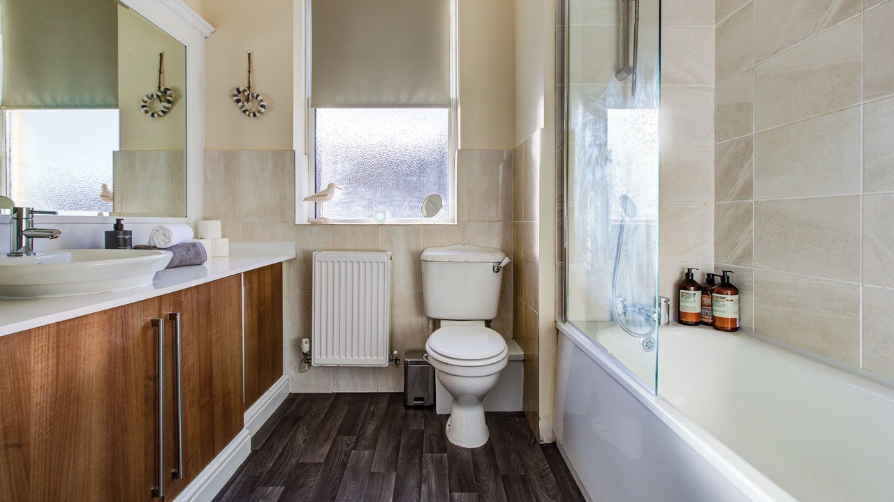 Photo of Bathroom in Hylands
