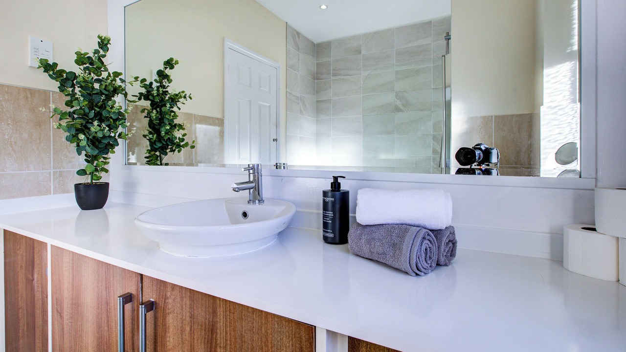 Photo of Bathroom in Hylands