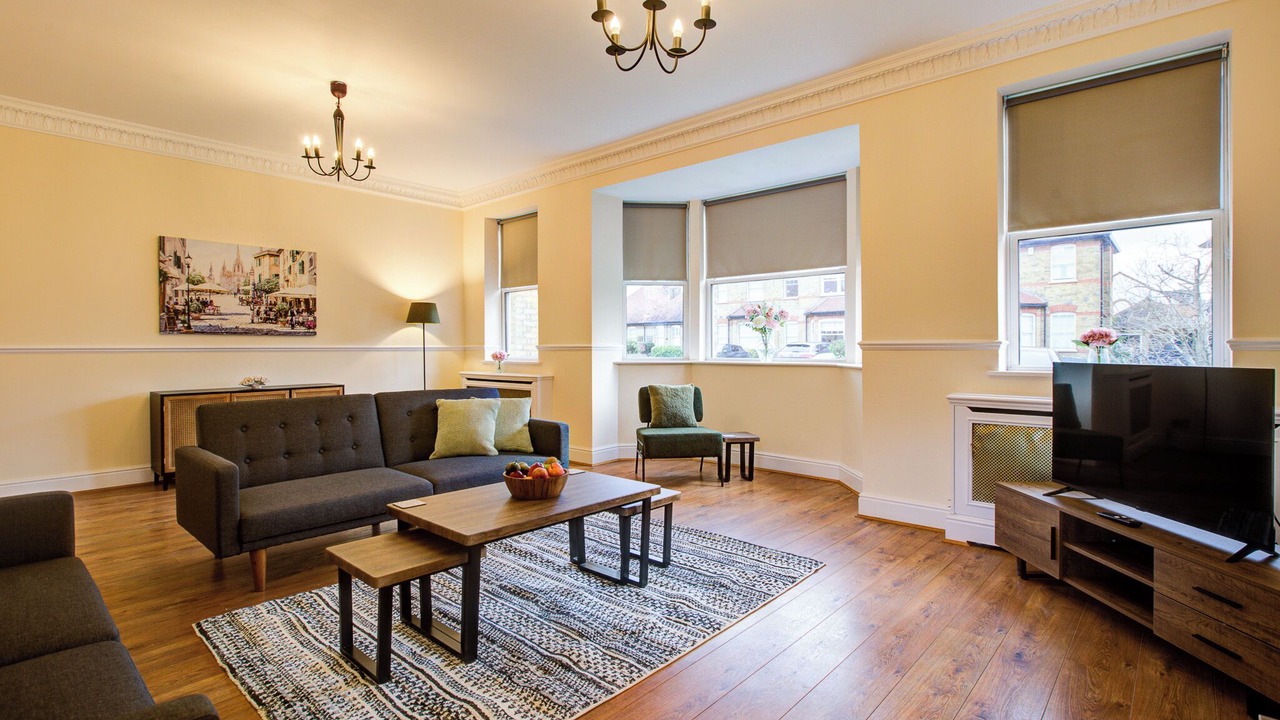 Photo of Livingroom in Hylands