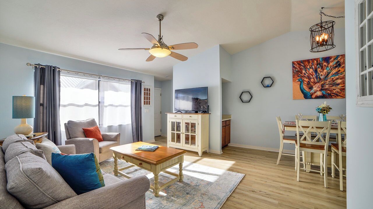 Photo of Livingroom in Highland