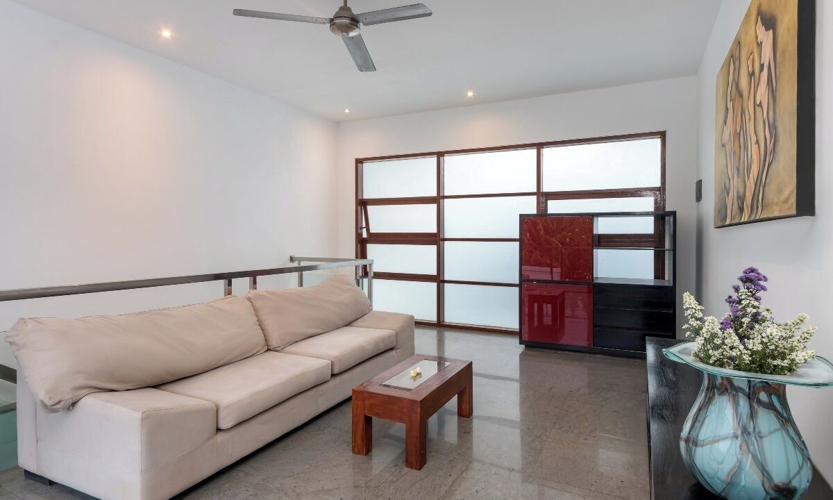 Photo of Livingroom in Sunset Road