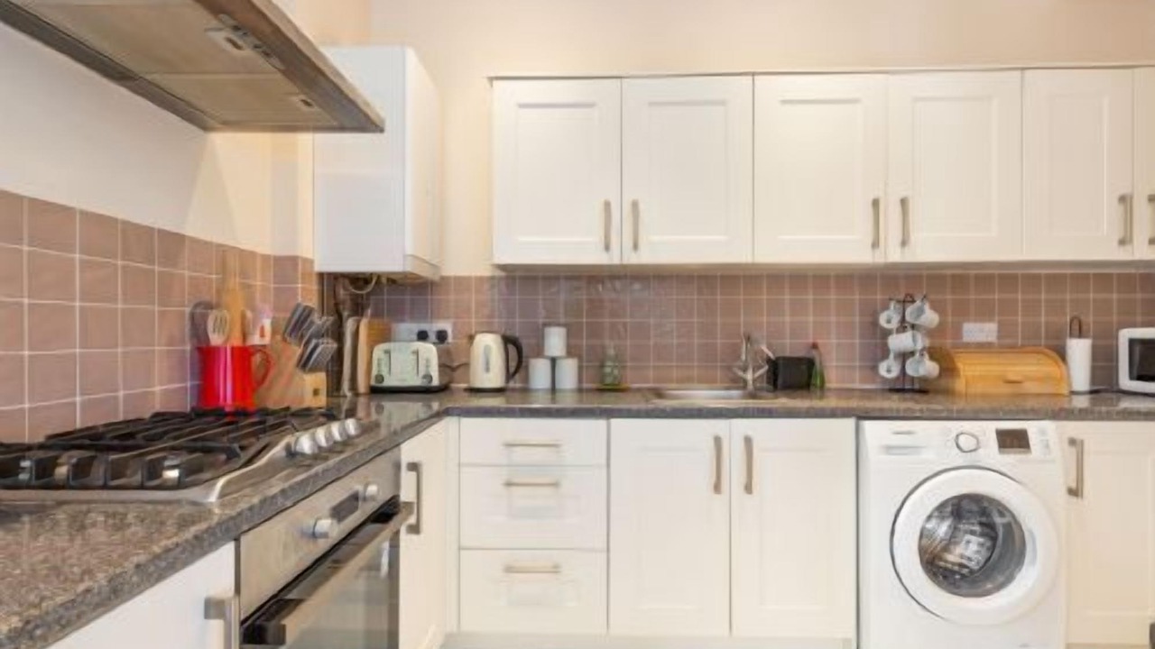 Photo of Others in Overstrand