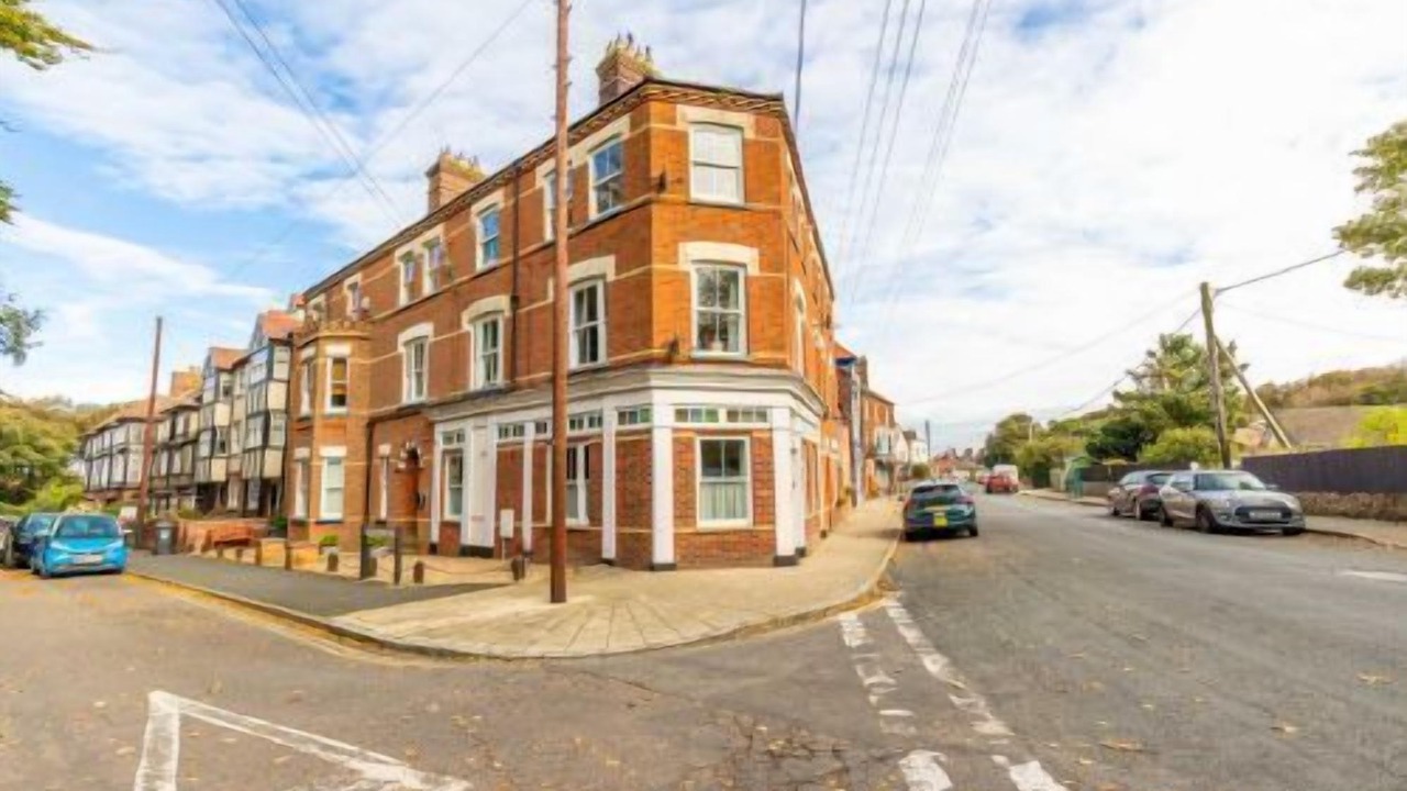 Photo of Others in Overstrand