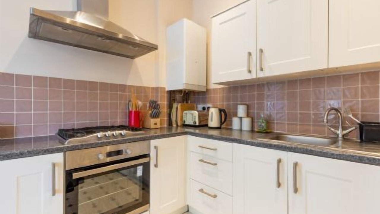 Photo of Others in Overstrand