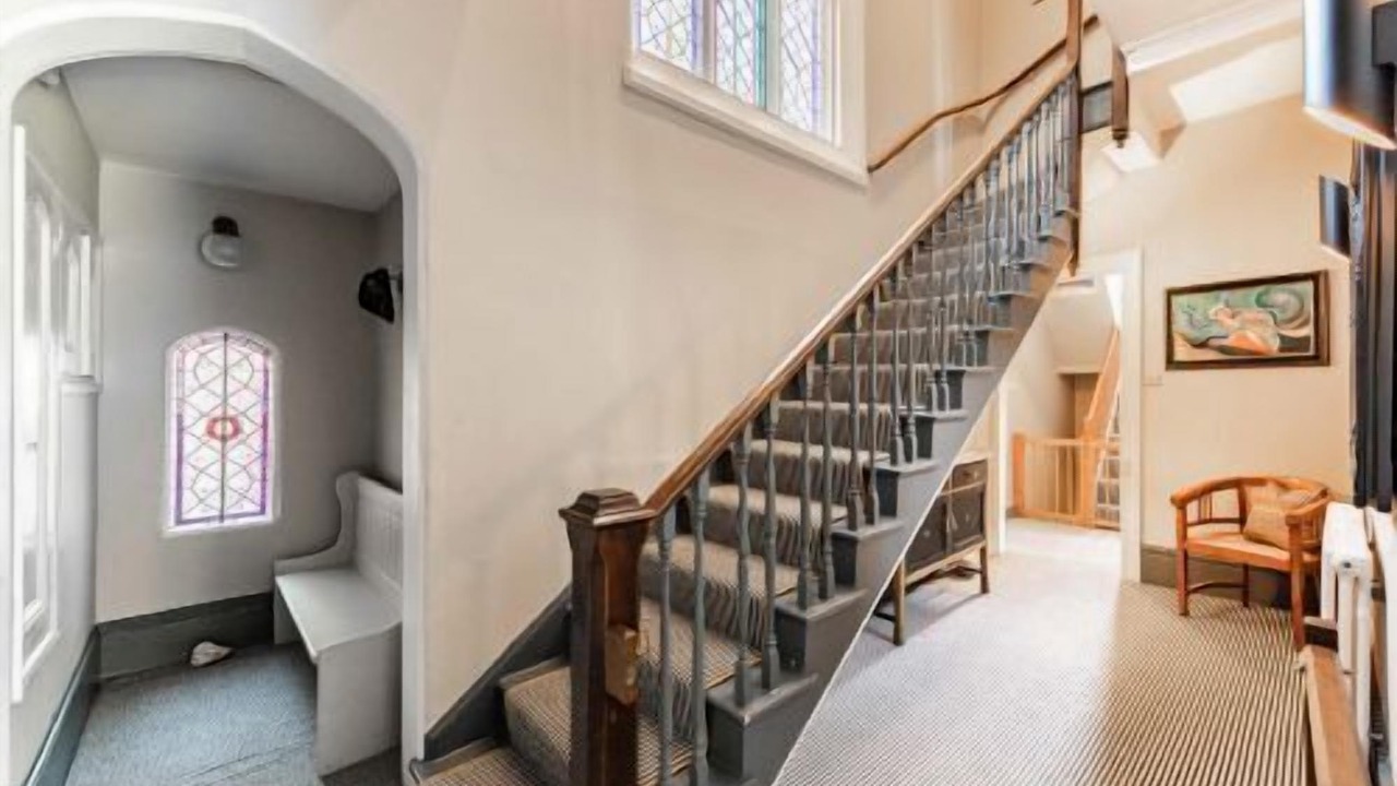 Photo of Others in Diss