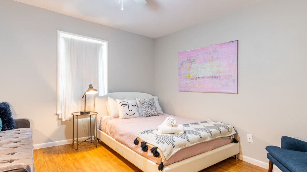 Photo of Bedroom in East Cesar Chavez