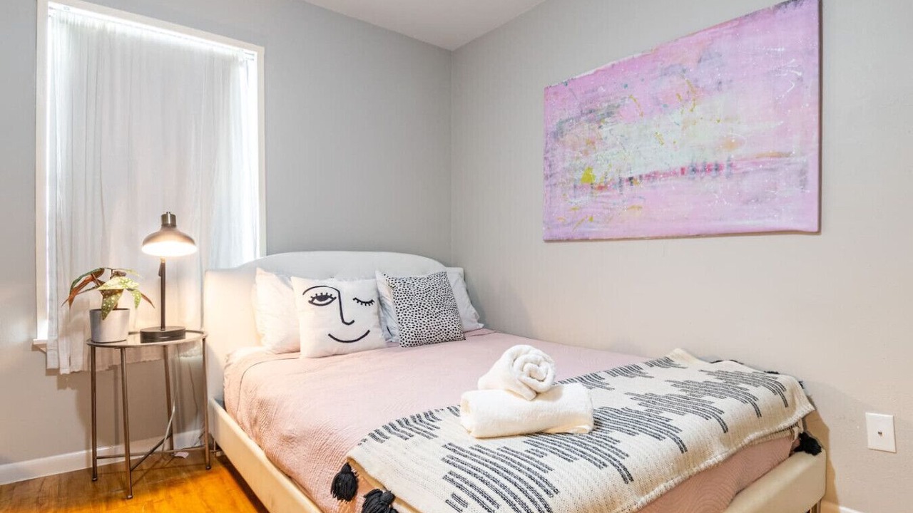 Photo of Bedroom in East Cesar Chavez