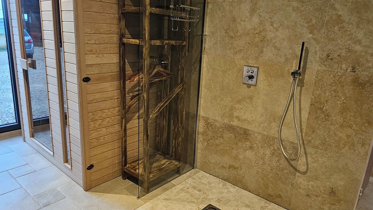 Photo of Bathroom in Saint-Martin-Boulogne