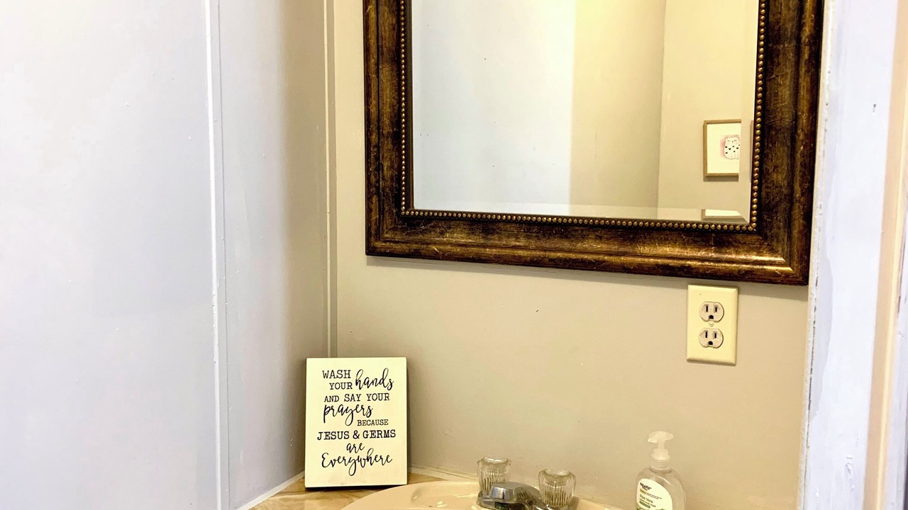Photo of Bathroom in Hydro