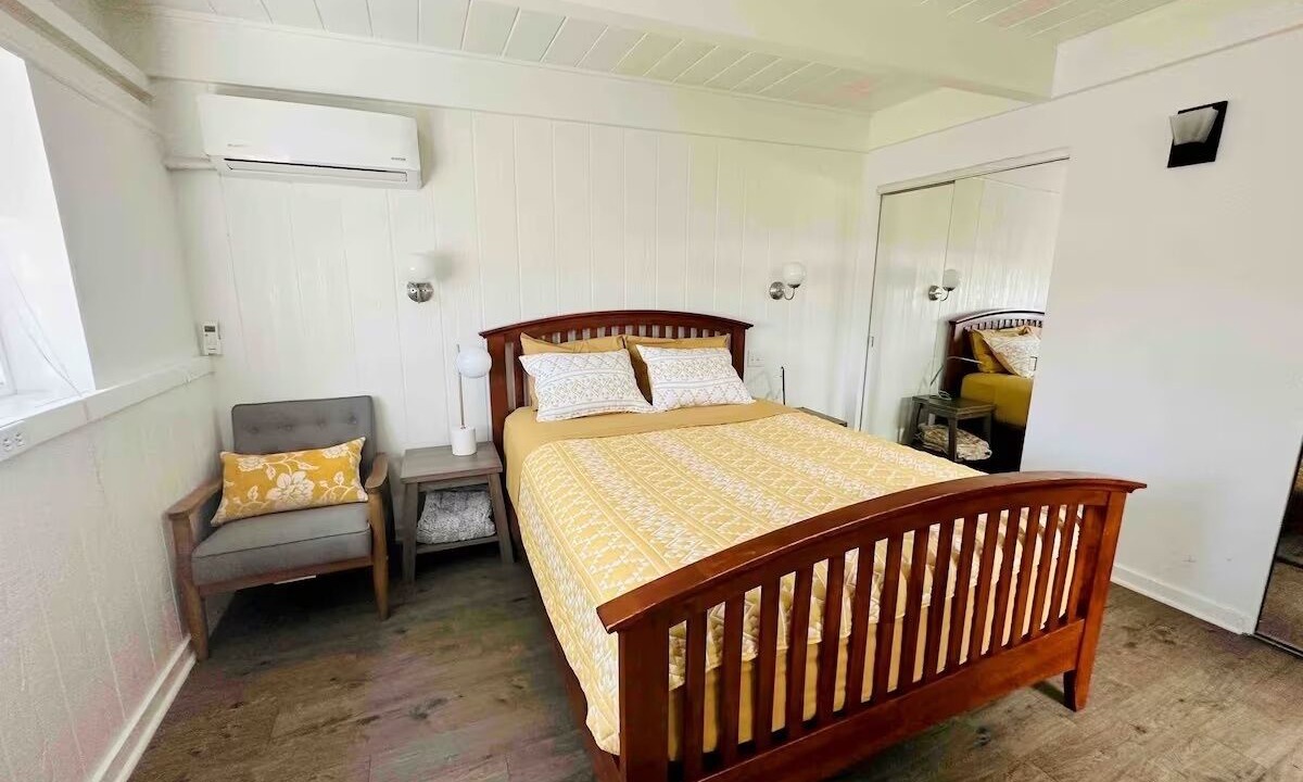 Photo of Bedroom in San Leandro