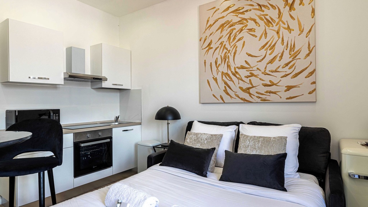 Photo of Bedroom in Prado - Republique