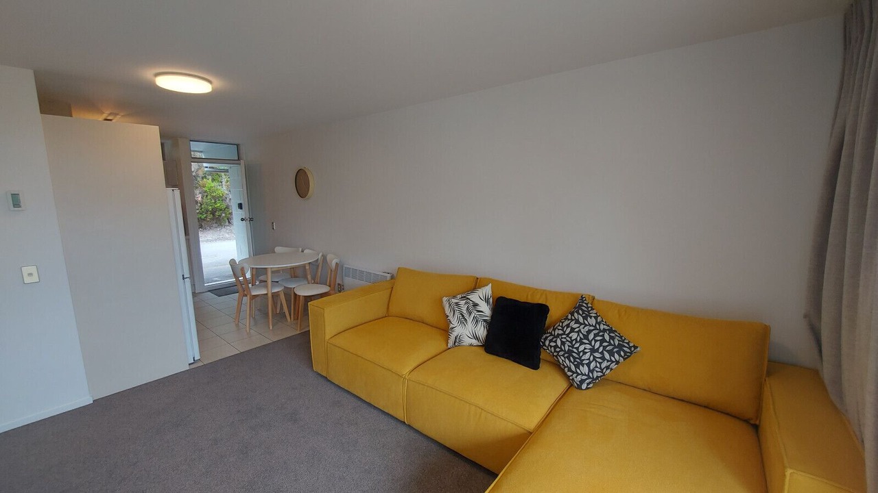 Photo of Livingroom in Hilltop