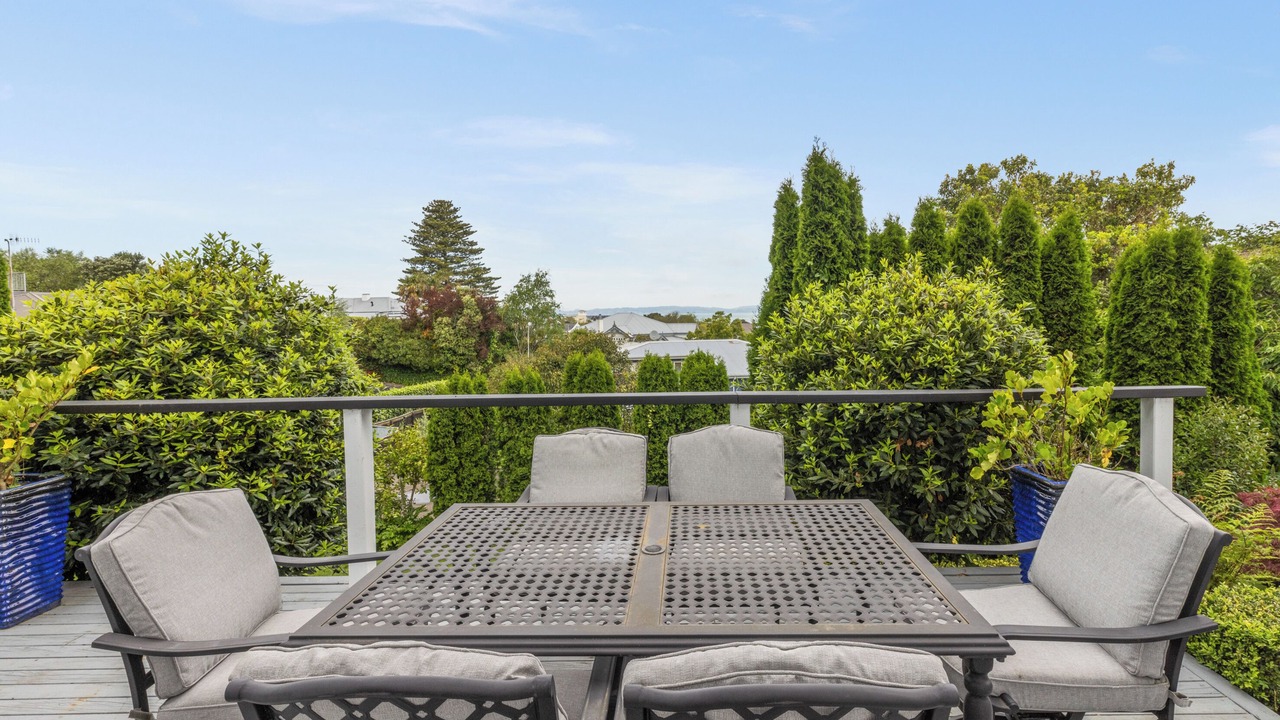 Photo of Outdoor in Bluff Hill