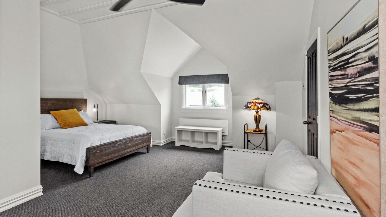 Photo of Bedroom in Bluff Hill