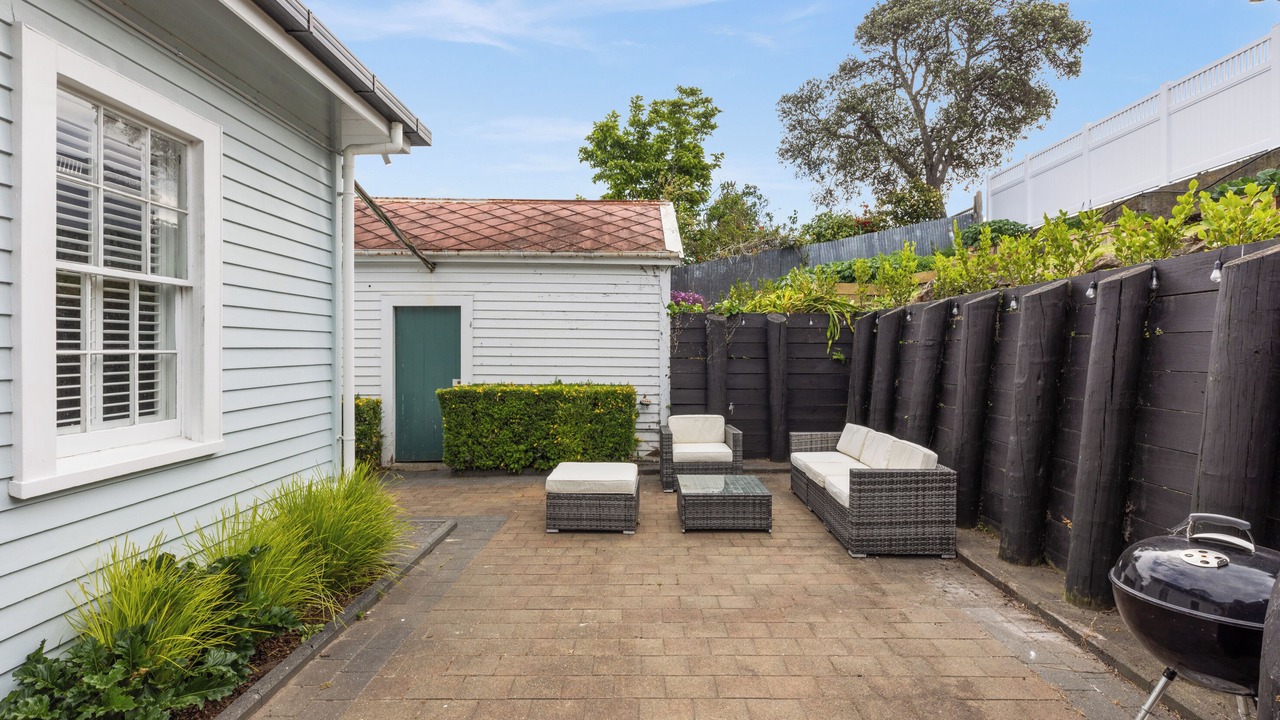 Photo of Others in Bluff Hill