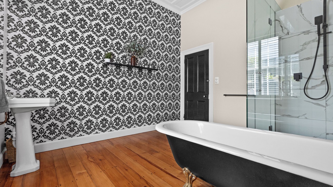 Photo of Bathroom in Bluff Hill