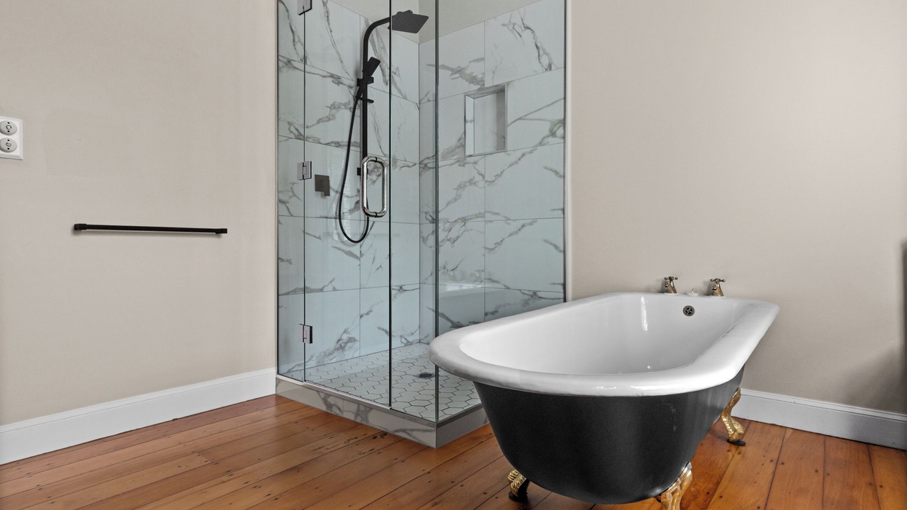 Photo of Bathroom in Bluff Hill