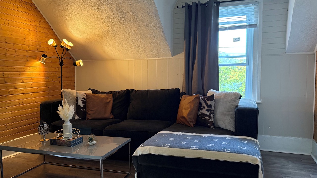 Photo of Livingroom in Batawa