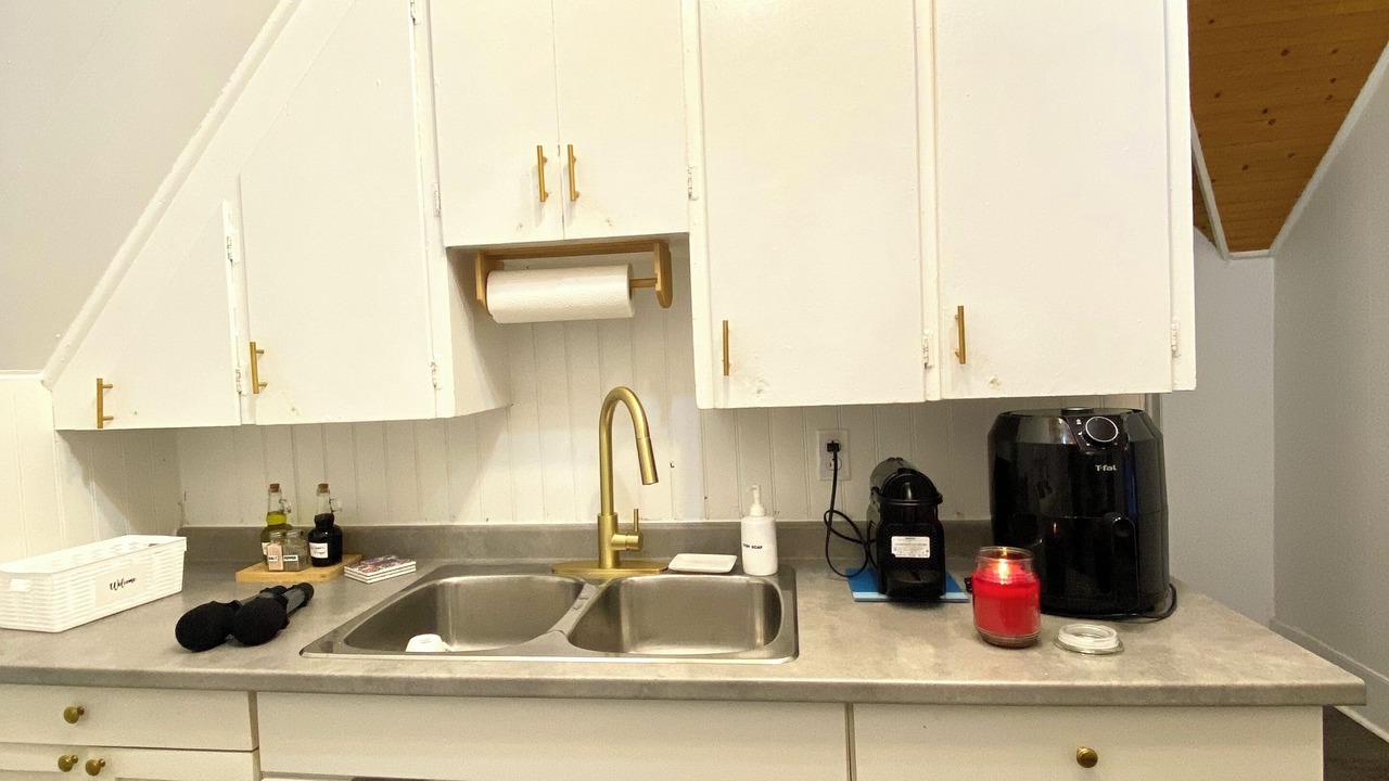 Photo of Kitchen in Batawa