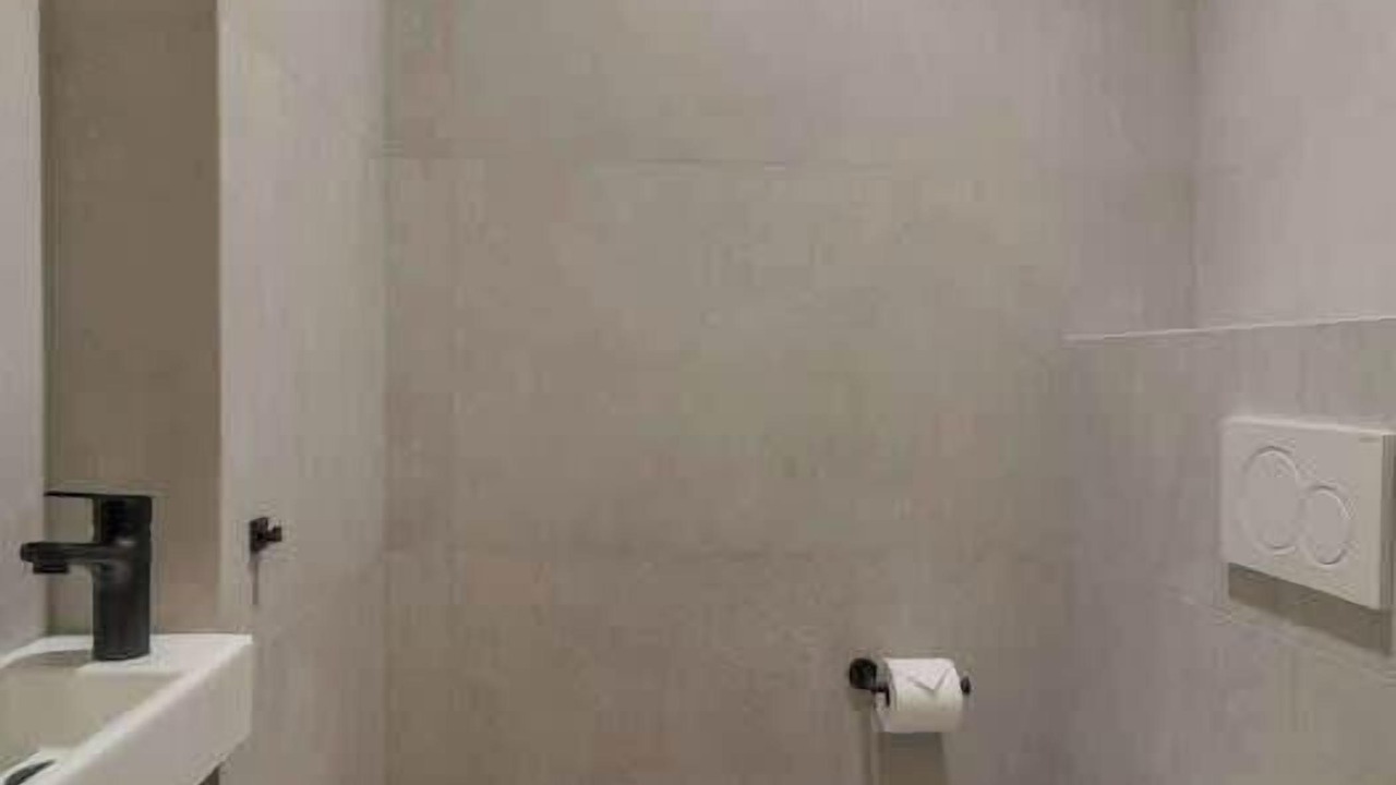 Photo of Bathroom in Arsenal