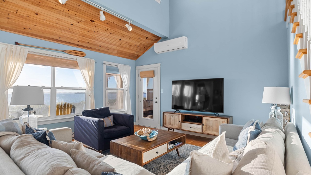 Photo of Livingroom in Augustine Cove