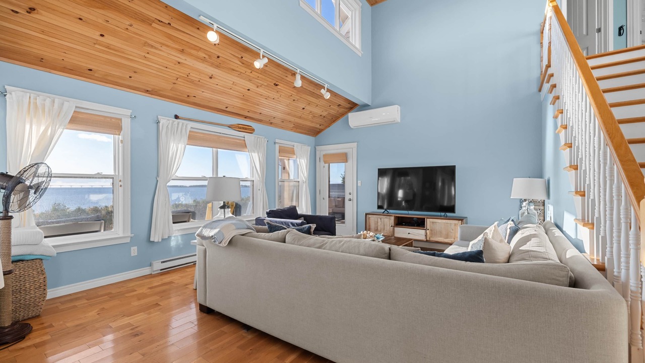 Photo of Livingroom in Augustine Cove