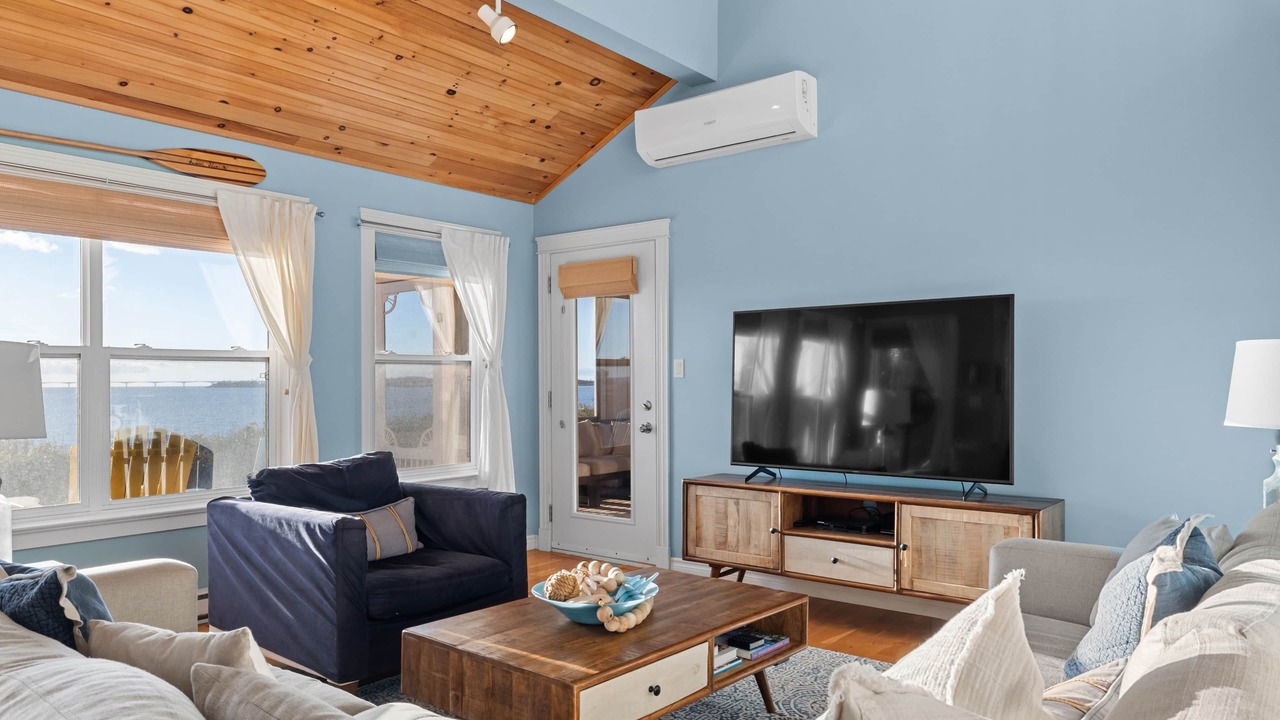 Photo of Livingroom in Augustine Cove