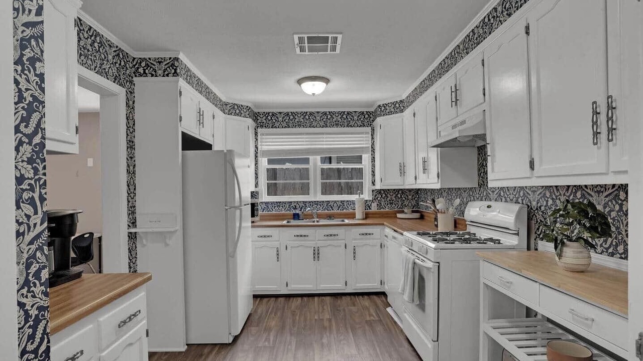 Photo of Kitchen in Broadmoor