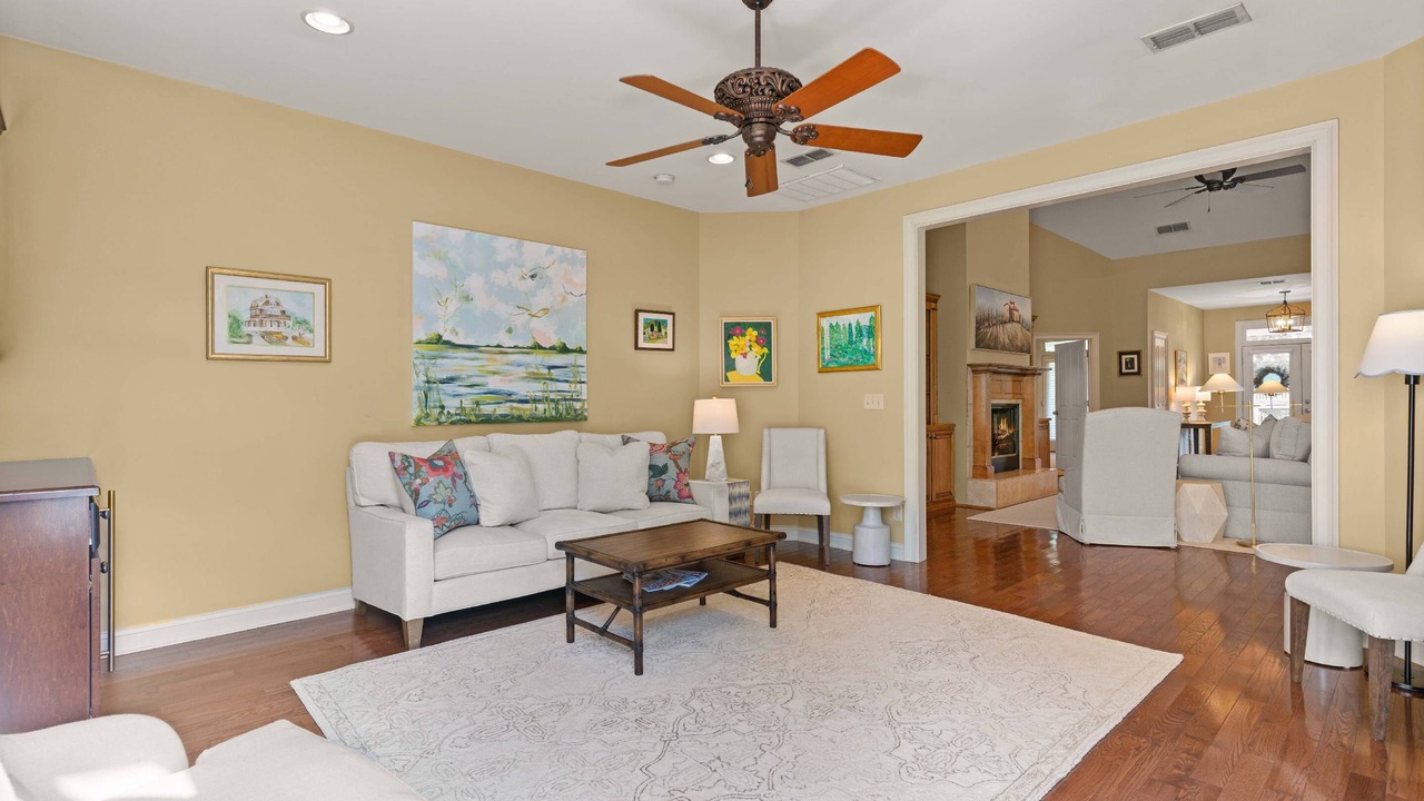 Photo of Bedroom in Saint Simons Heights