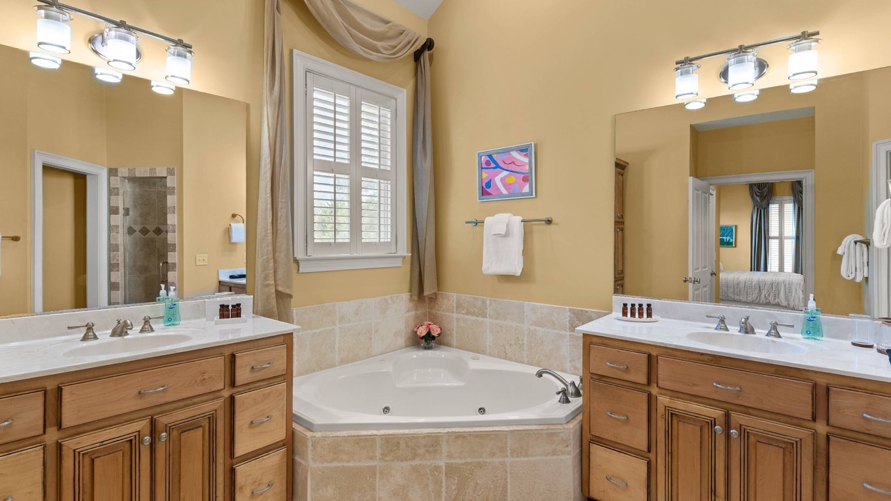 Photo of Bathroom in Saint Simons Heights