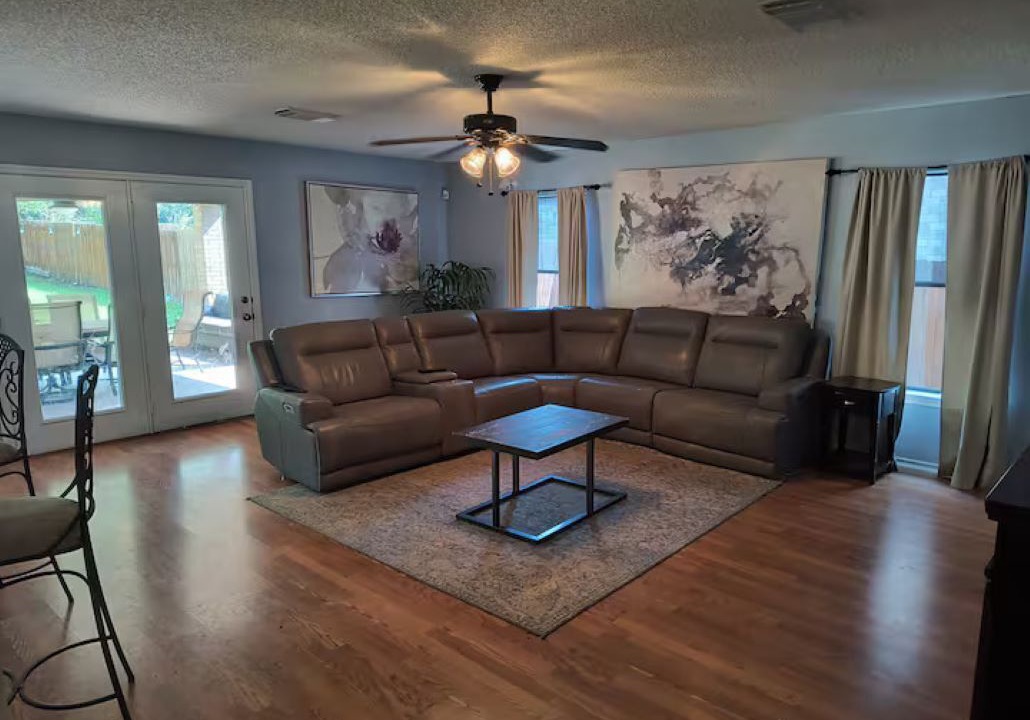 Photo of Livingroom in Braun's Farm